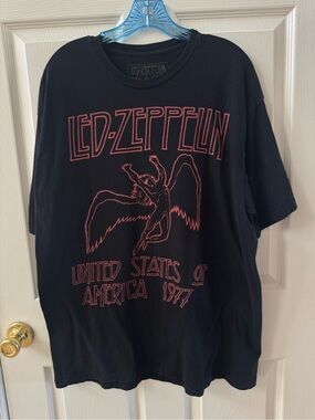 Led Zeppelin 1977 Tour Graphic Tee